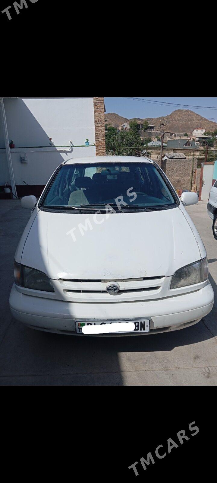Toyota Sienna 1999 - 96 000 TMT - Туркменбаши - img 2