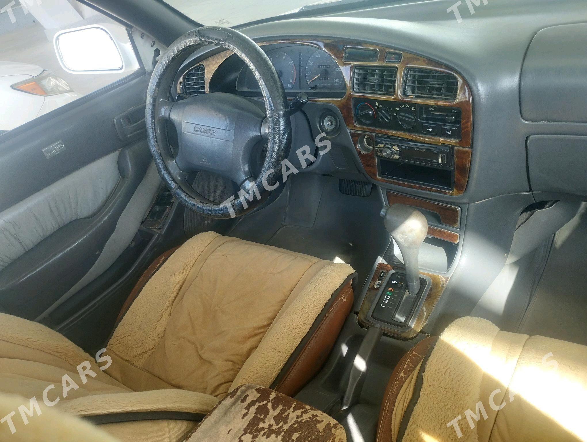 Toyota Camry 1995 - 83 000 TMT - Aşgabat - img 5