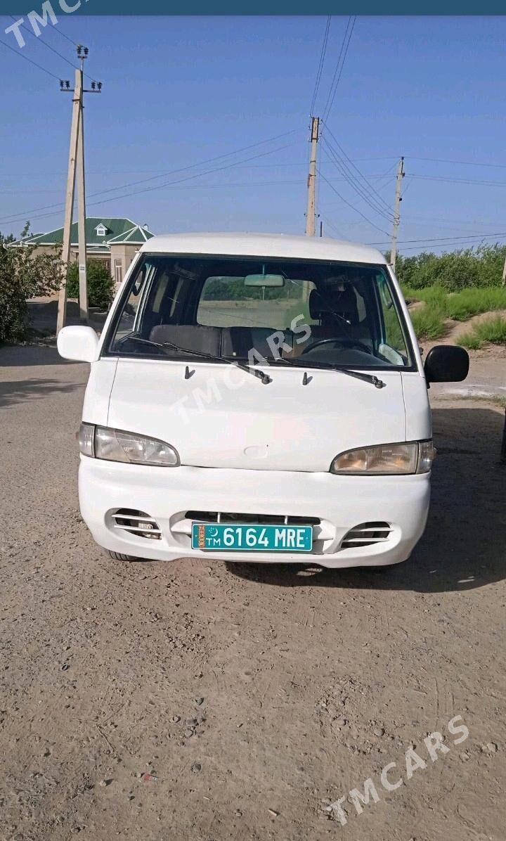 Toyota Hiace 2001 - 35 000 TMT - Мары - img 3