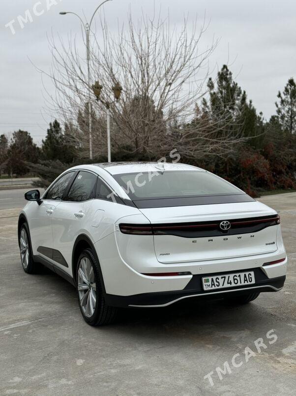 Toyota Crown 2023 - 735 000 TMT - Aşgabat - img 6