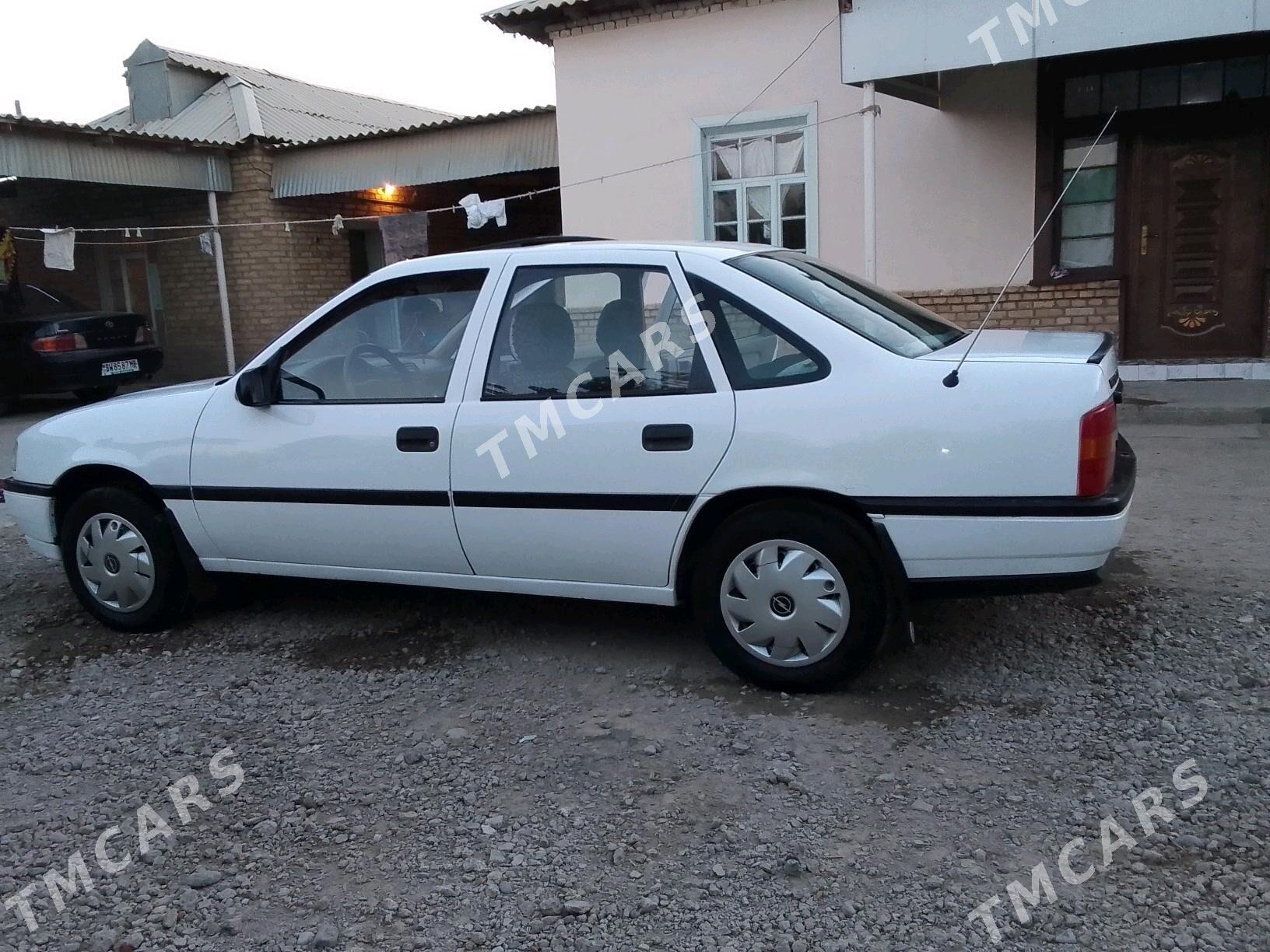 Opel Vectra 1992 - 38 000 TMT - Mary - img 6