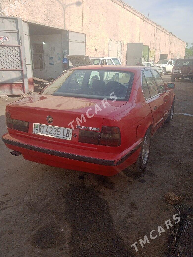 BMW 525 1989 - 45 000 TMT - Çärjew - img 4