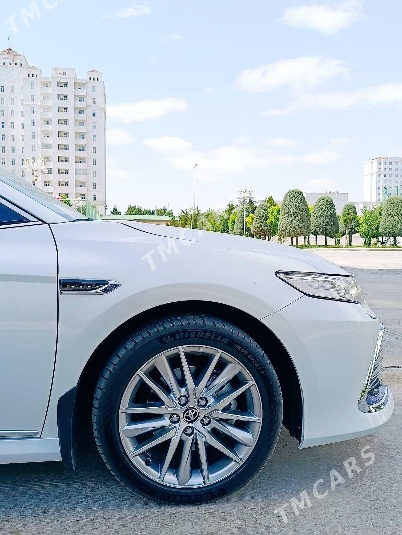 Toyota Camry 2023 - 645 000 TMT - Ашхабад - img 5