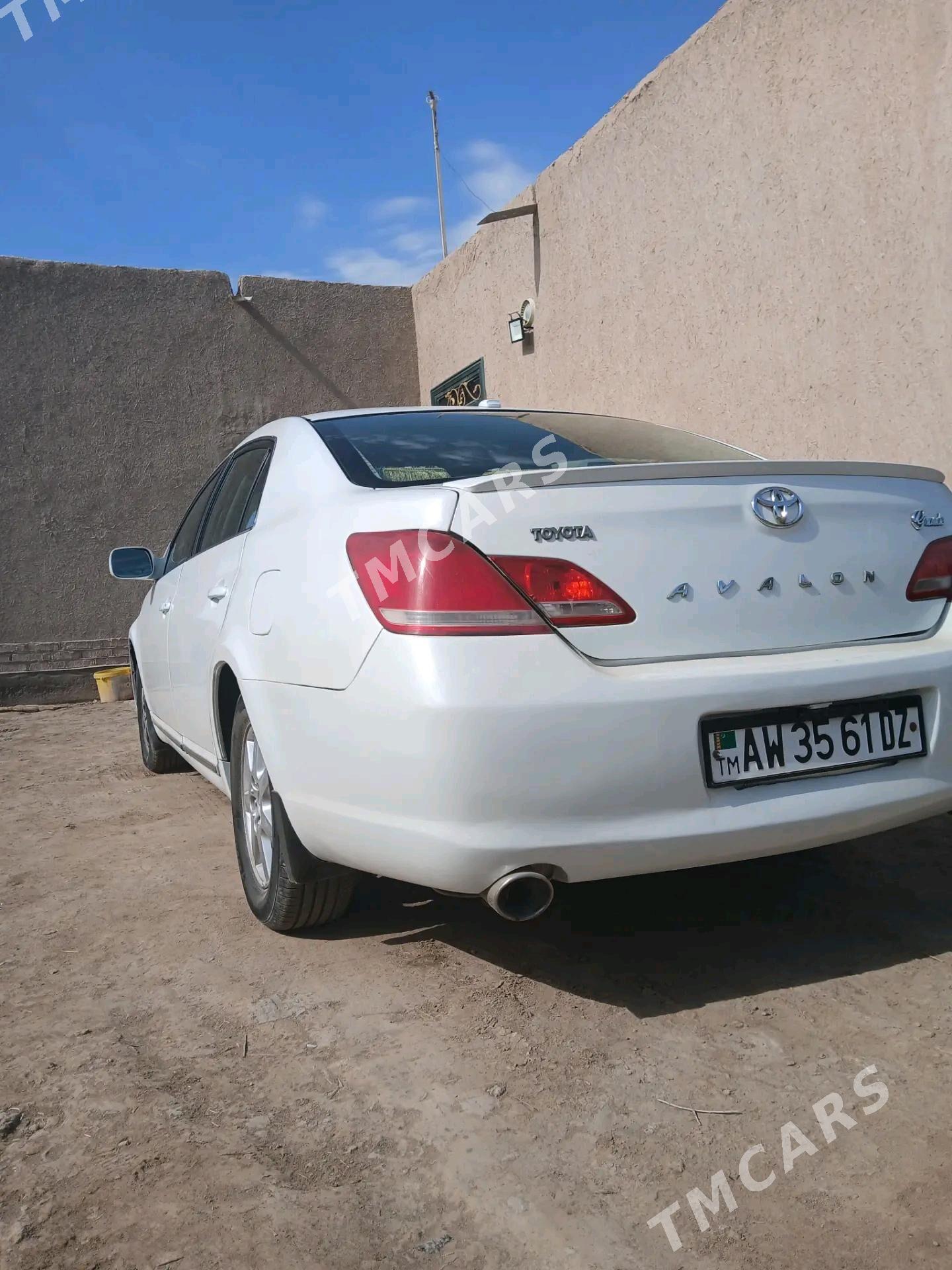 Toyota Avalon 2006 - 160 000 TMT - етр. Туркменбаши - img 7