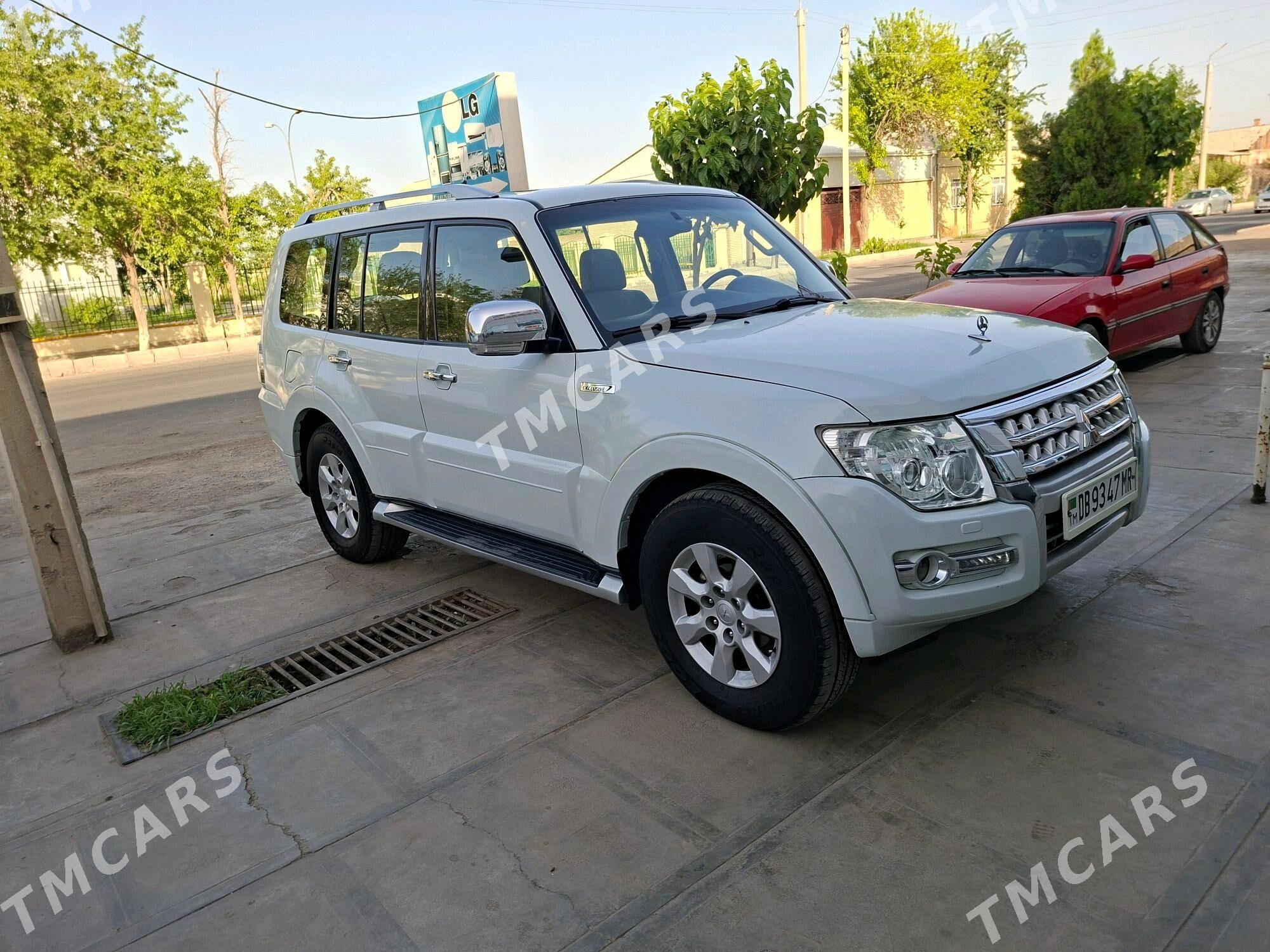 Mitsubishi Pajero 2015 - 262 000 TMT - Mary - img 4