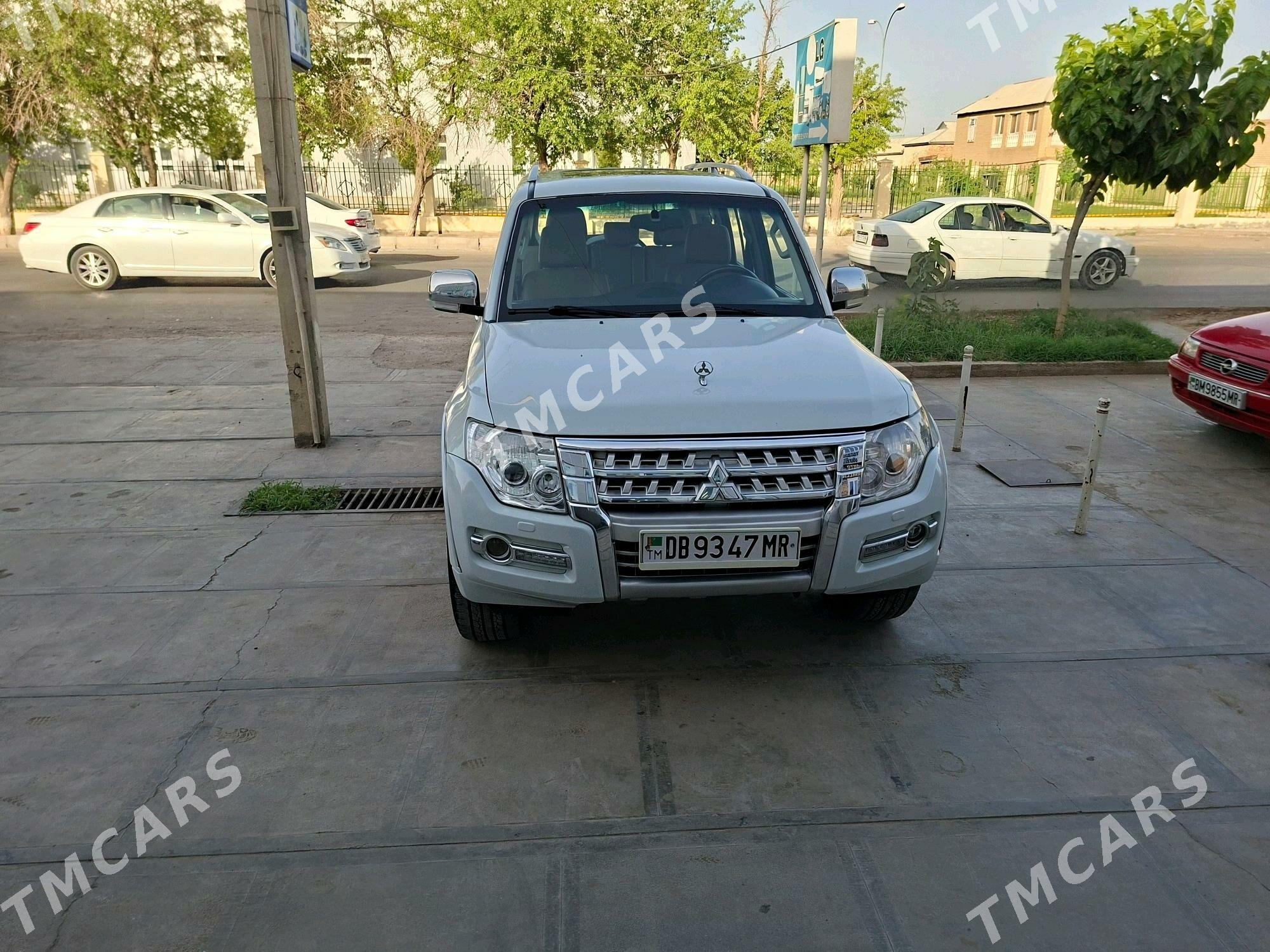 Mitsubishi Pajero 2015 - 262 000 TMT - Mary - img 10