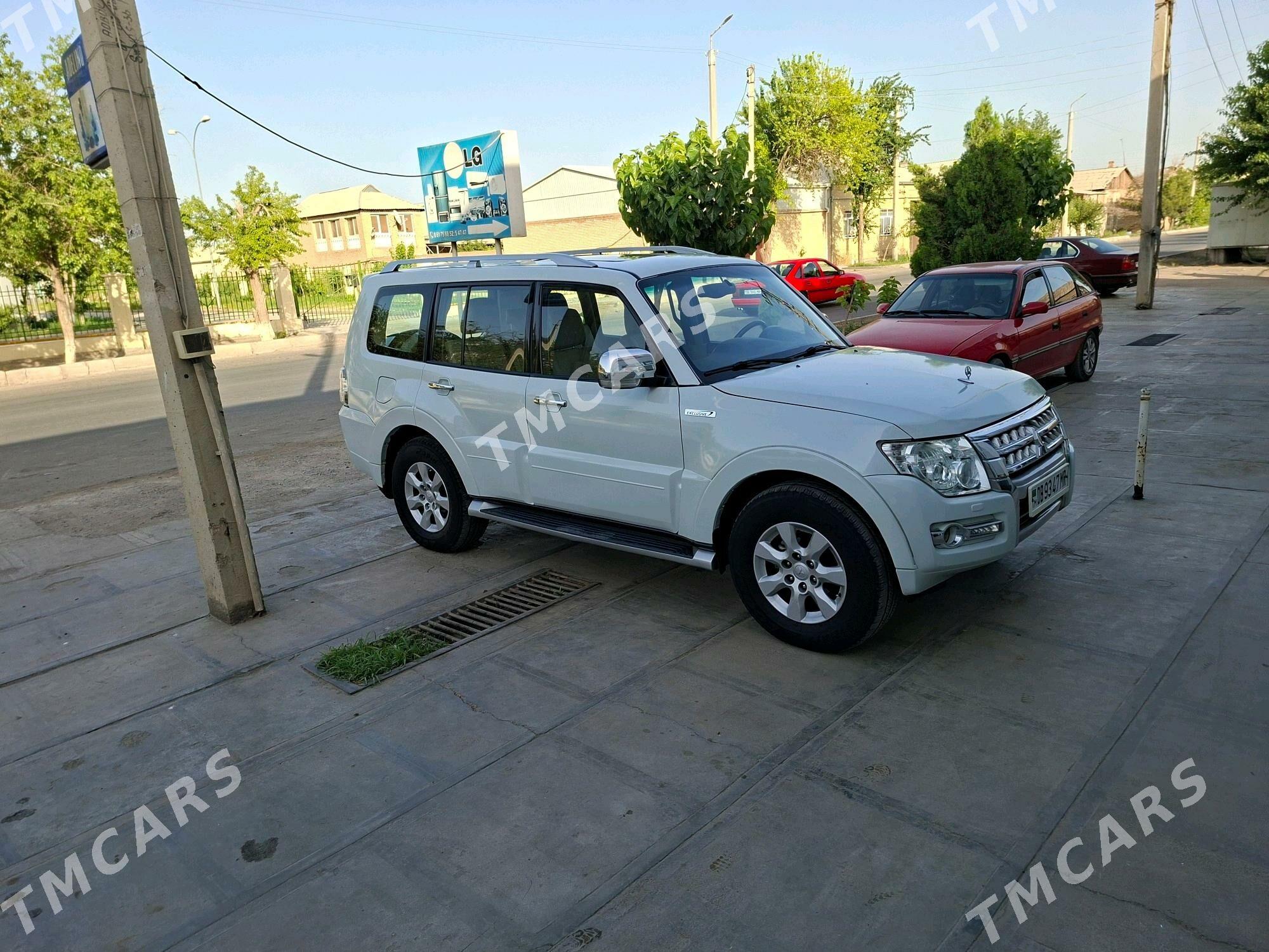 Mitsubishi Pajero 2015 - 262 000 TMT - Mary - img 8