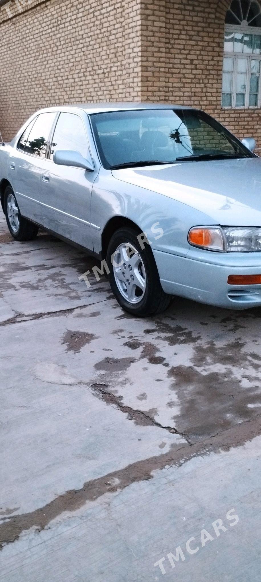 Toyota Camry 1995 - 92 000 TMT - Сакарчага - img 2