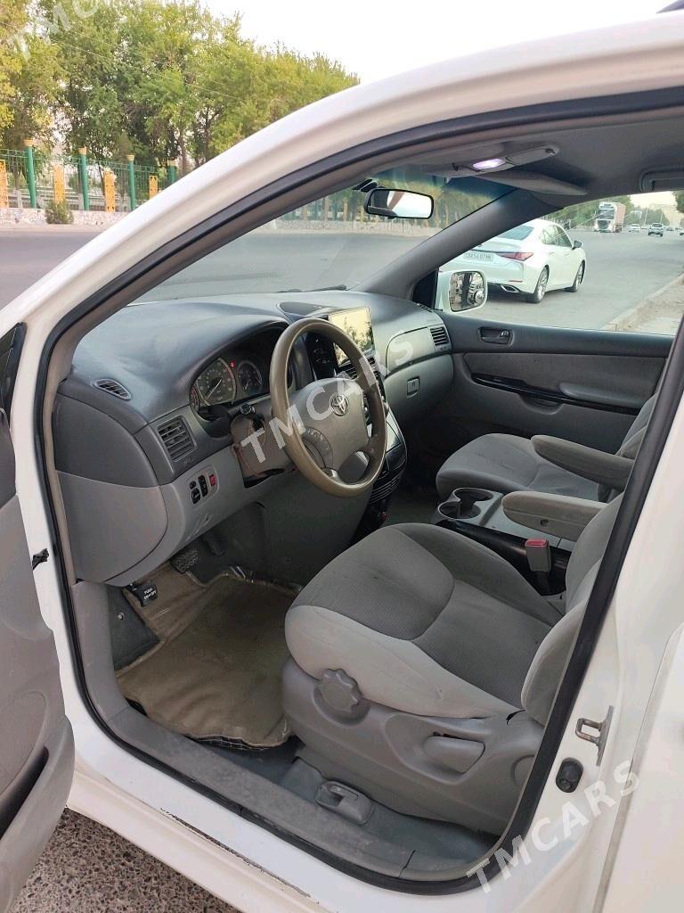 Toyota Sienna 2005 - 200 000 TMT - Mary - img 7