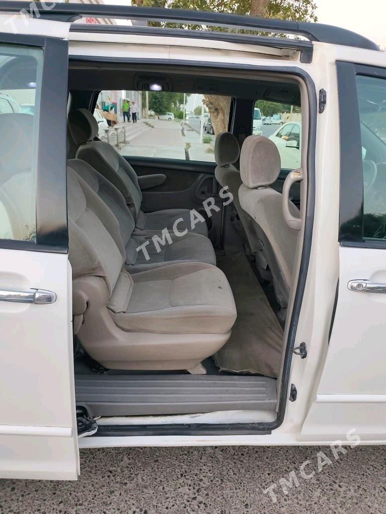 Toyota Sienna 2005 - 200 000 TMT - Mary - img 8