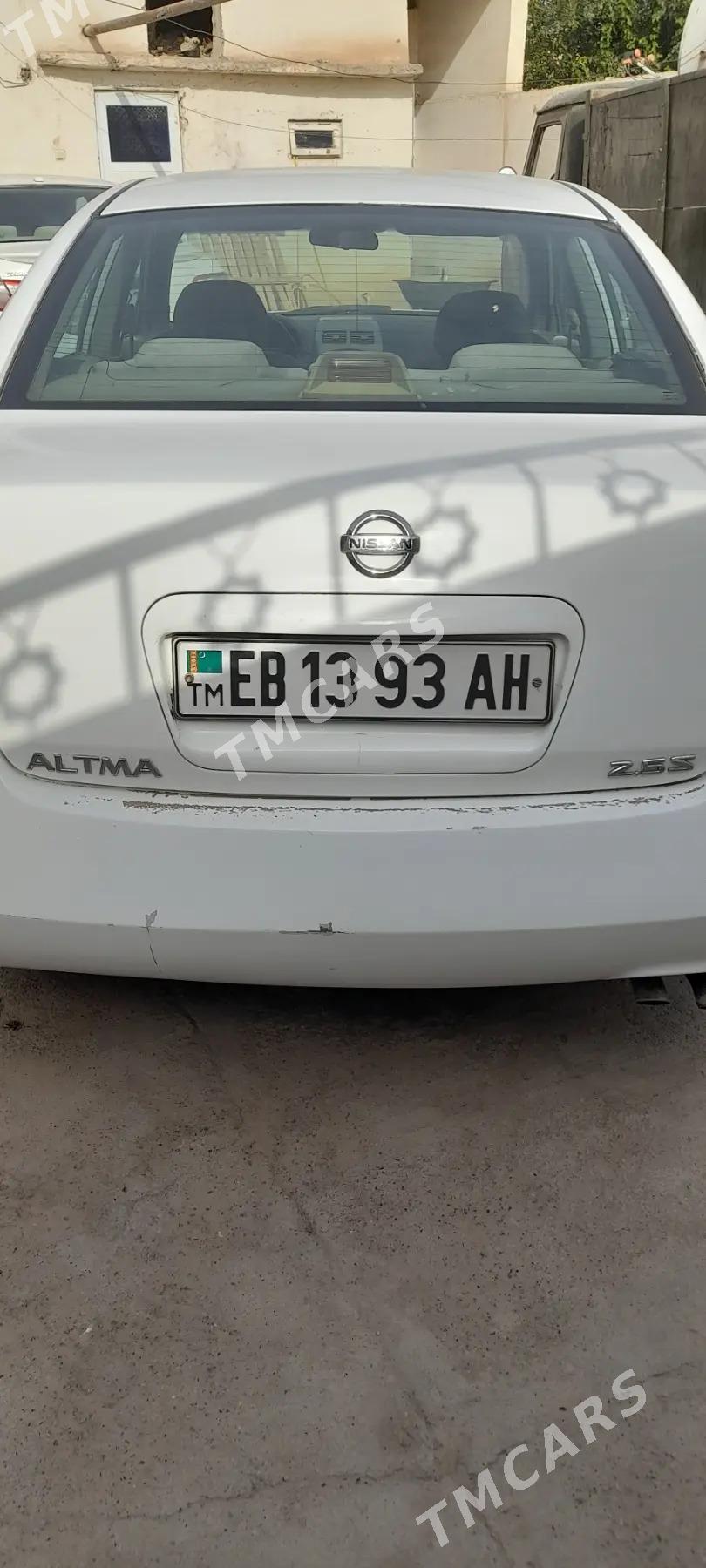Nissan Altima 2002 - 55 000 TMT - Теджен - img 3