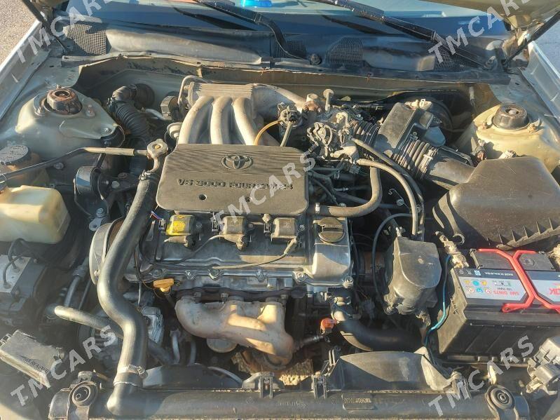 Toyota Camry 1998 - 115 000 TMT - Дашогуз - img 9