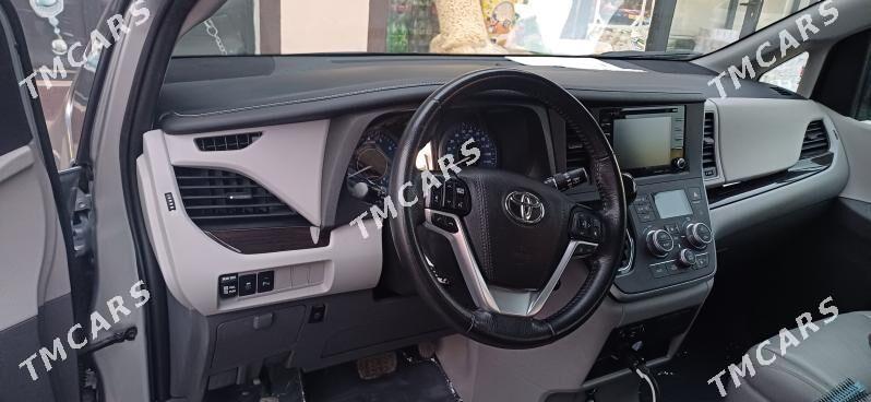 Toyota Sienna 2020 - 439 000 TMT - Мары - img 6