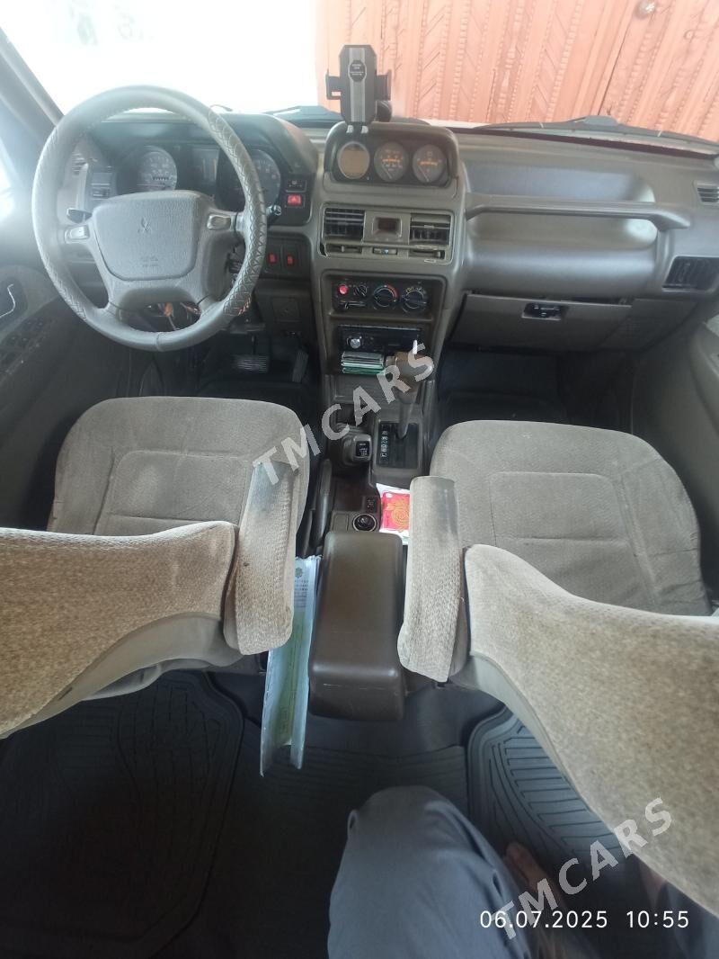 Mitsubishi Montero 1995 - 85 000 TMT - Дашогуз - img 3