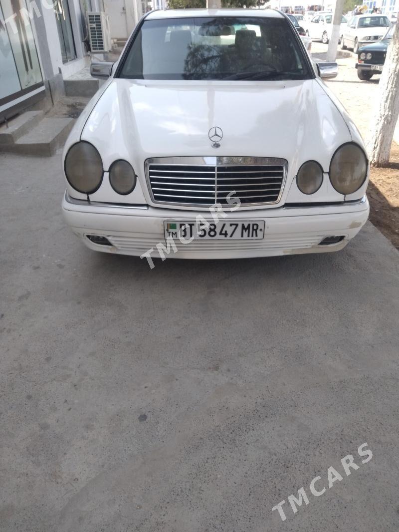 Mercedes-Benz 230E 1997 - 23 000 TMT - Gyzylarbat - img 3
