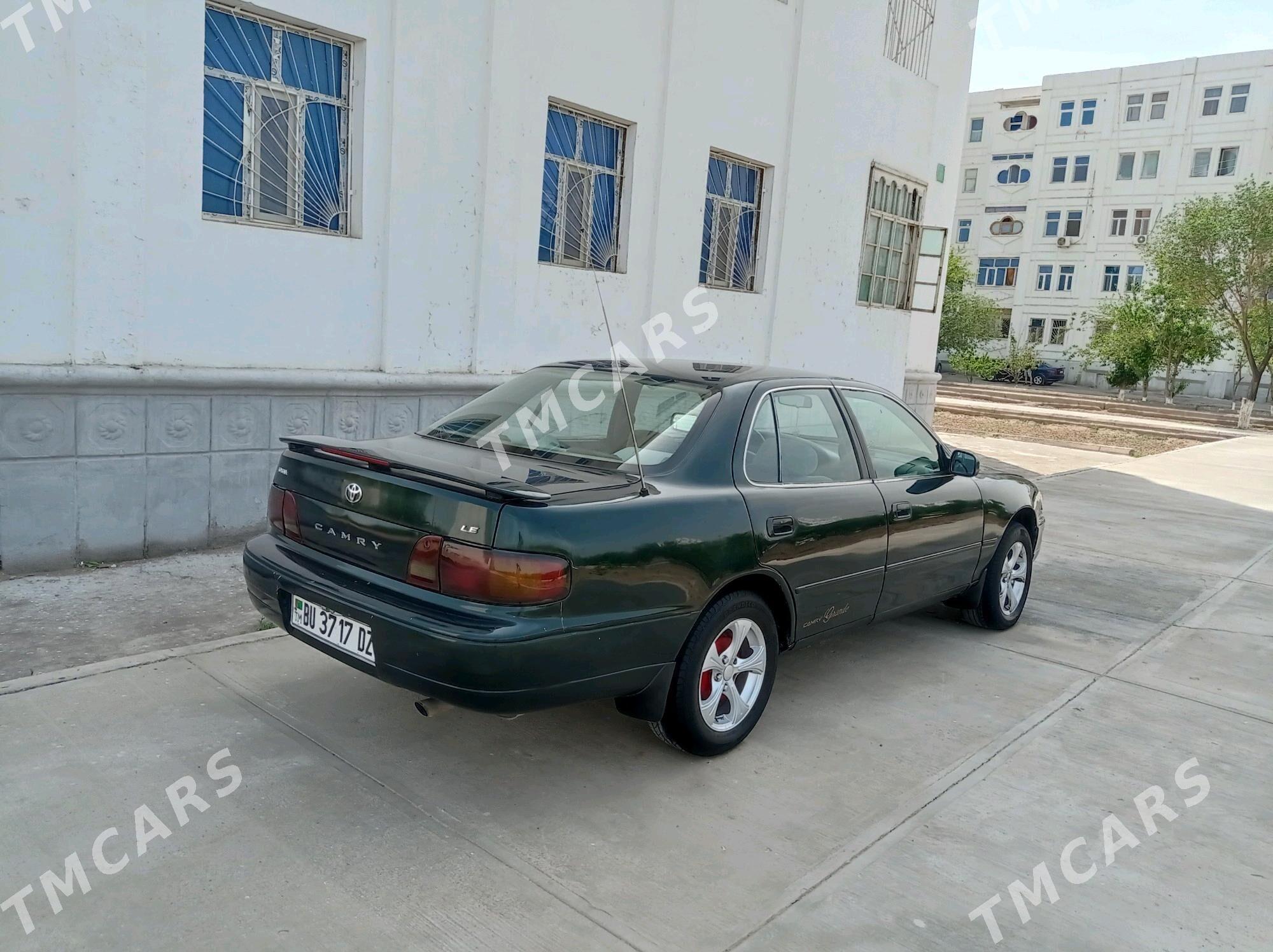 Toyota Camry 1994 - 78 000 TMT - Дашогуз - img 2