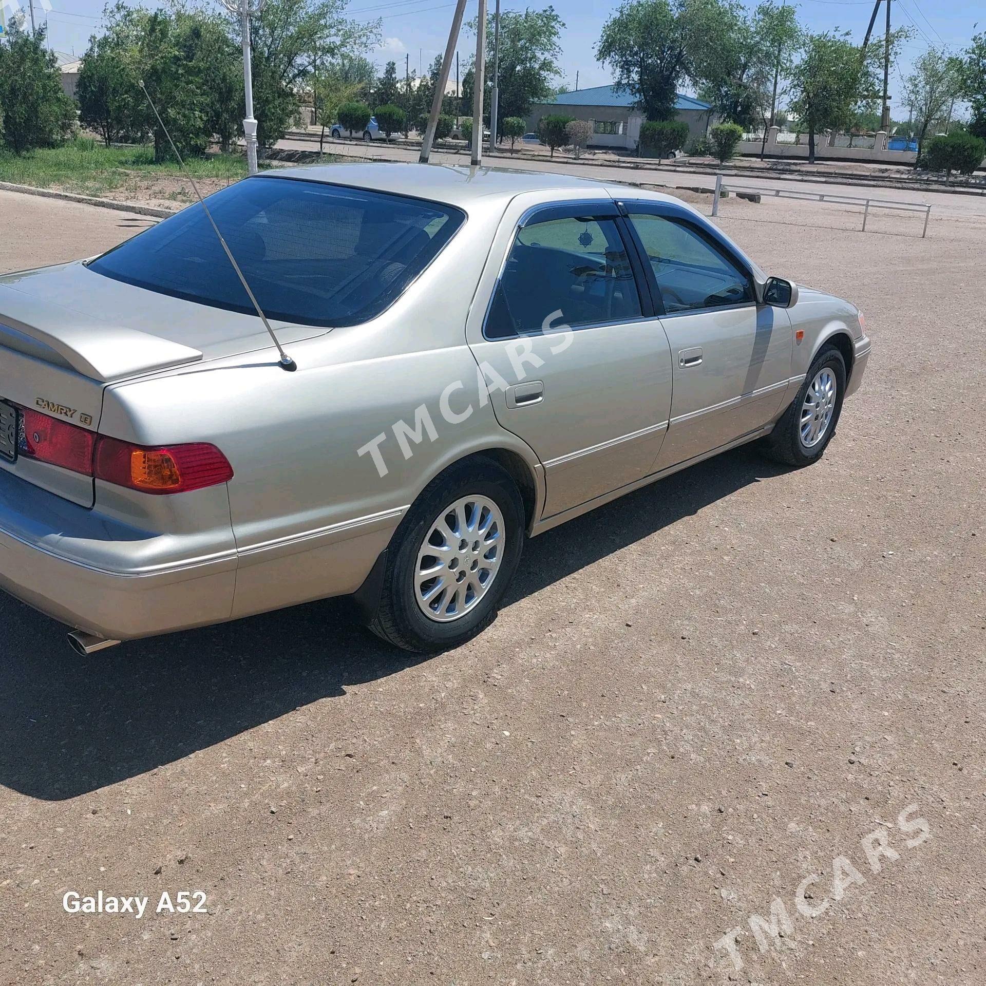 Toyota Camry 1998 - 130 000 TMT - Gubadag - img 6