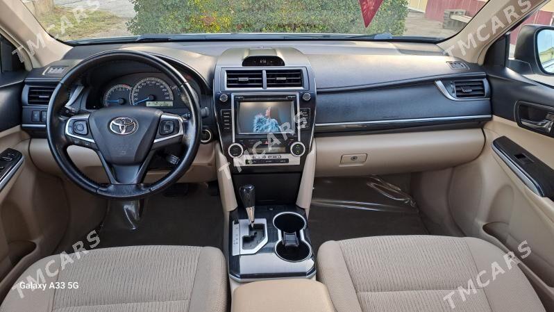 Toyota Camry 2016 - 325 000 TMT - Бедев - img 5
