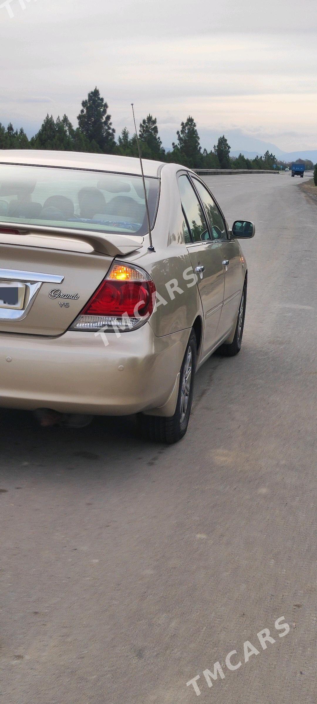 Toyota Camry 2002 - 200 000 TMT - Мары - img 10