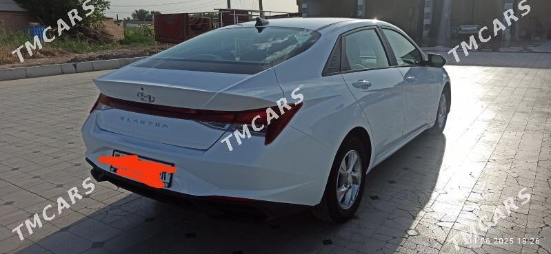 Hyundai Elantra 2022 - 225 000 TMT - Мургап - img 7