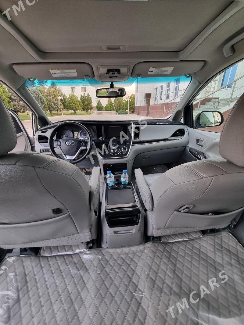 Toyota Sienna 2016 - 332 000 TMT - Aşgabat - img 5