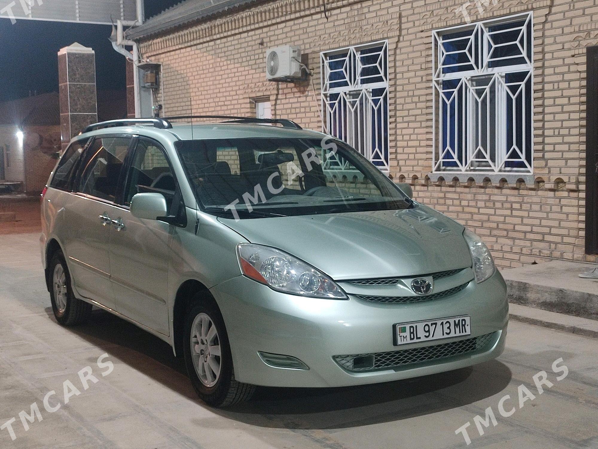 Toyota Sienna 2007 - 190 000 TMT - Mary - img 3