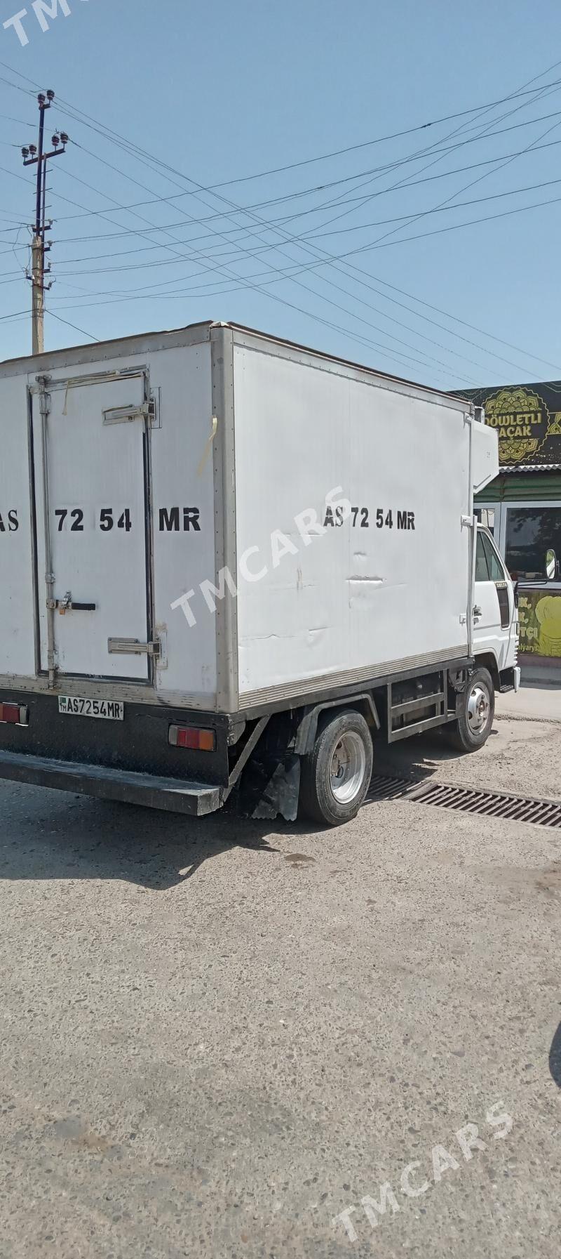 Mitsubishi Canter 1998 - 140 000 TMT - Мары - img 4