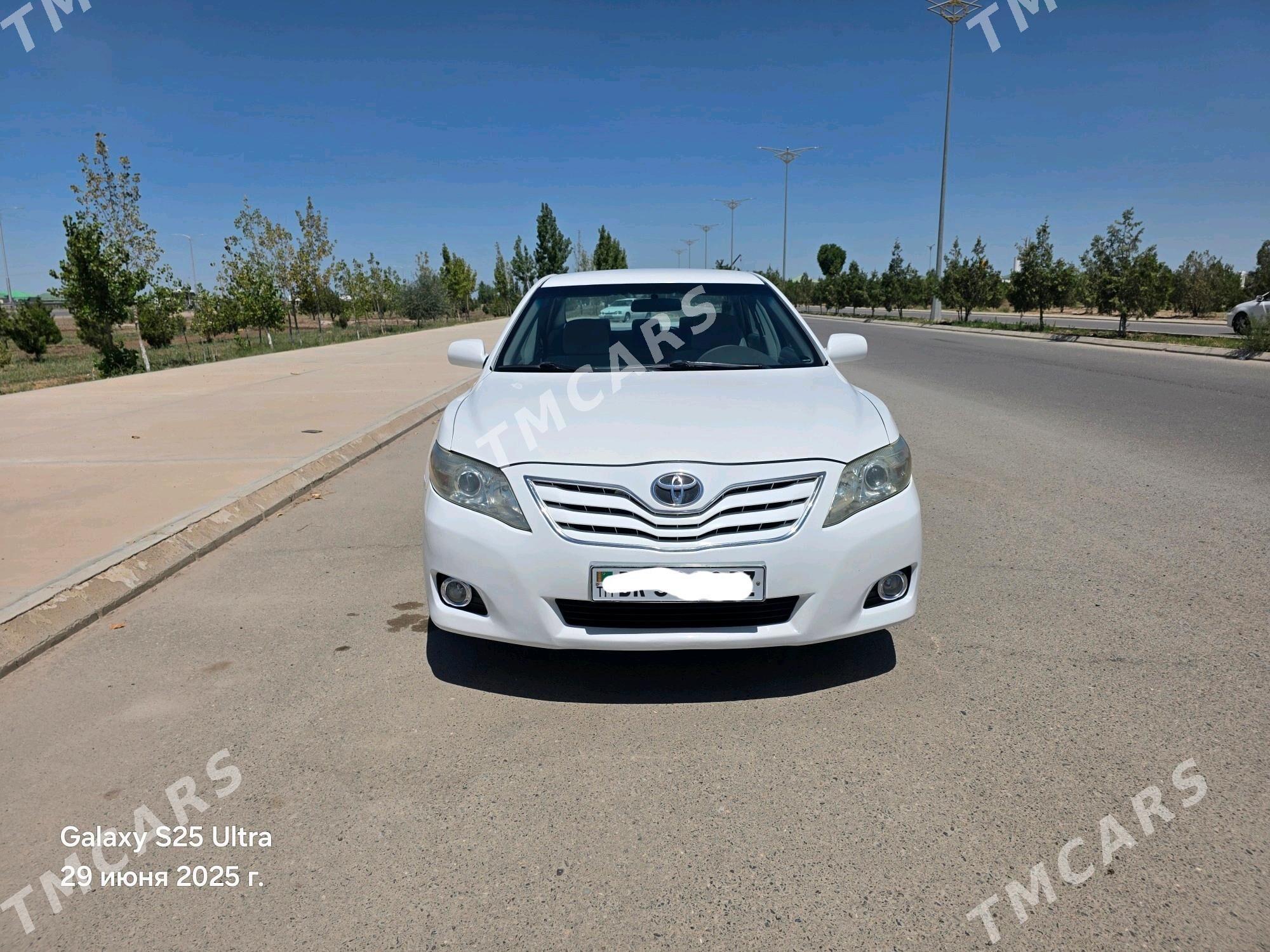 Toyota Camry 2010 - 194 000 TMT - Дашогуз - img 3
