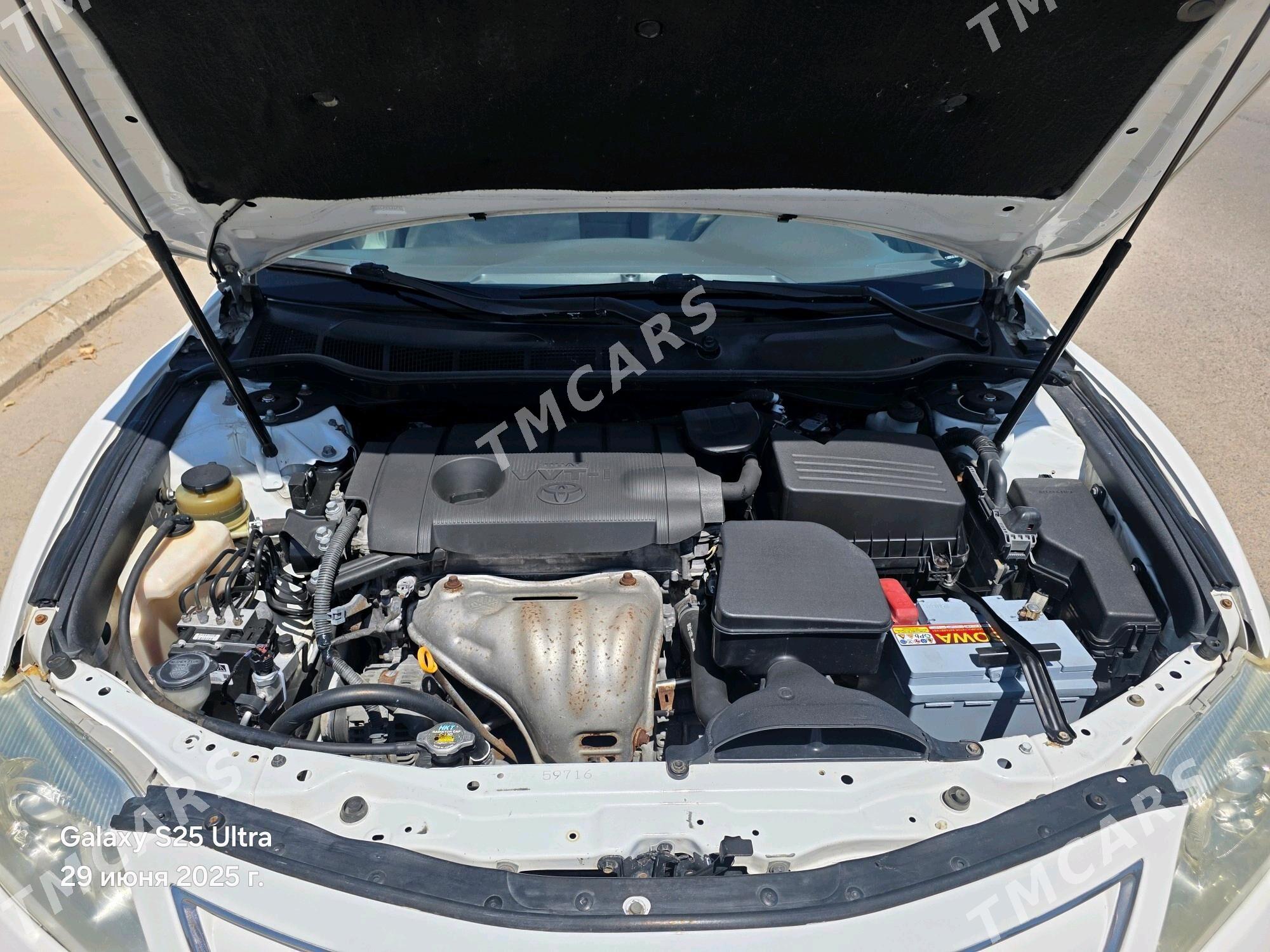 Toyota Camry 2010 - 194 000 TMT - Дашогуз - img 5