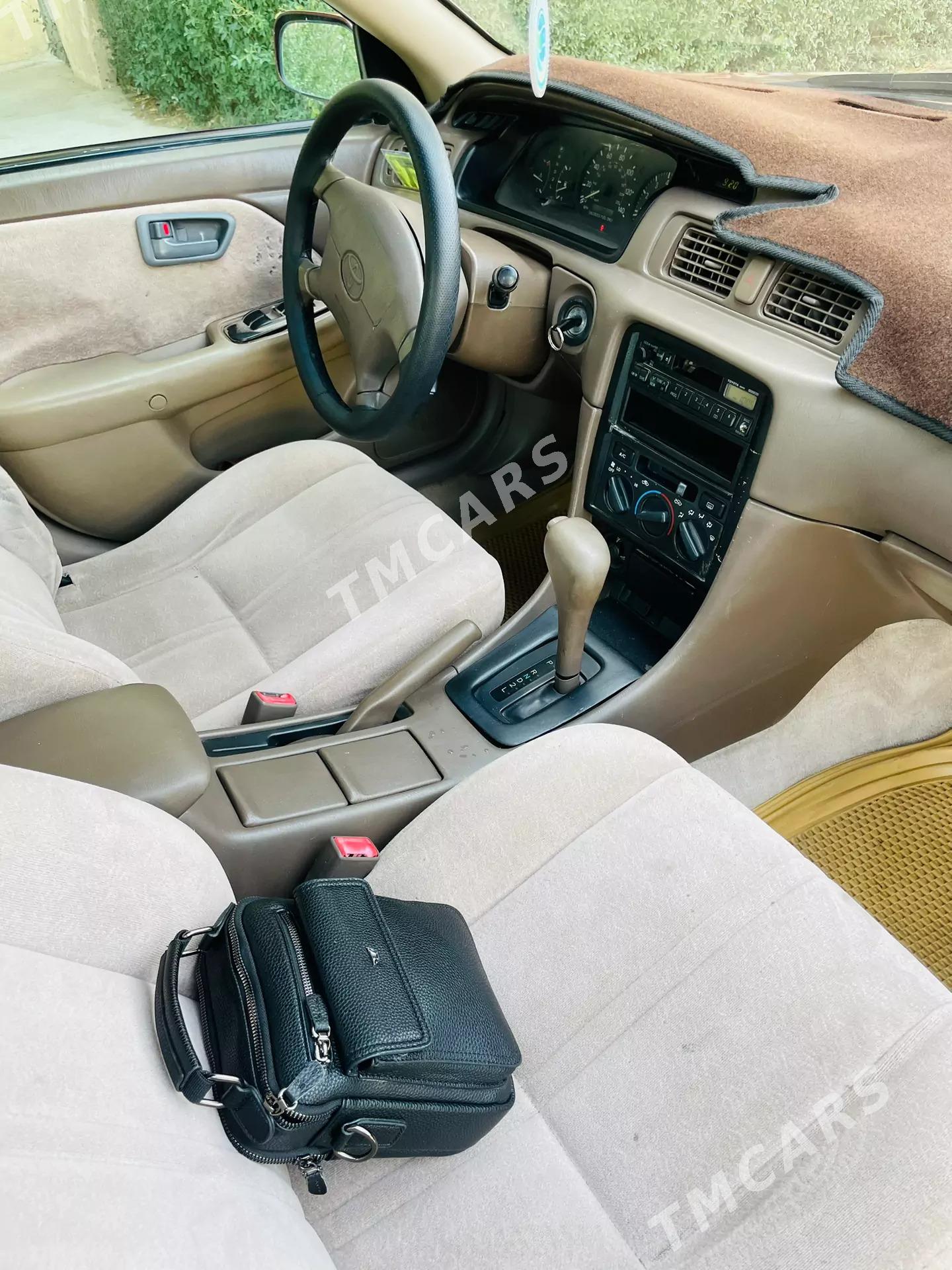 Toyota Camry 1999 - 110 000 TMT - Туркменабат - img 7