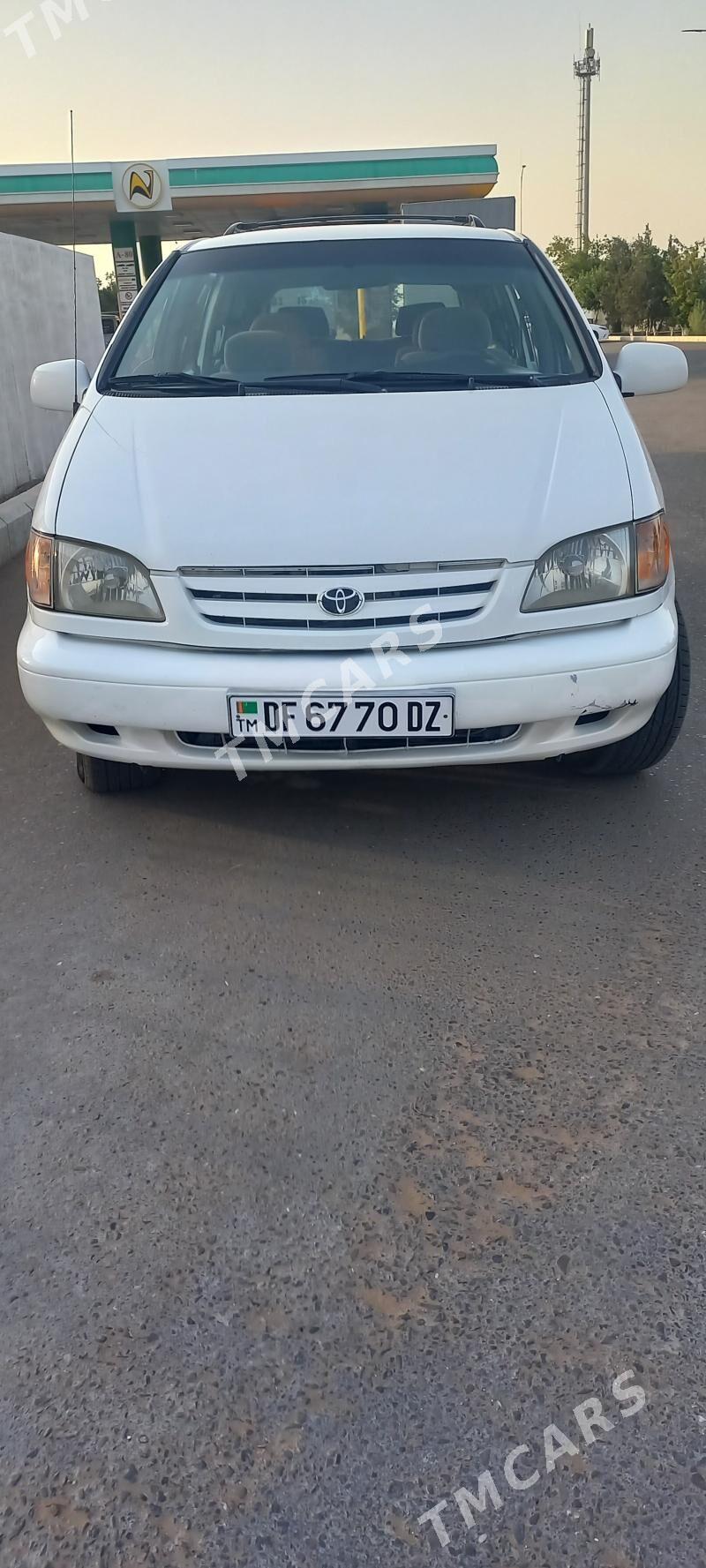 Toyota Sienna 1999 - 150 000 TMT - Daşoguz - img 2