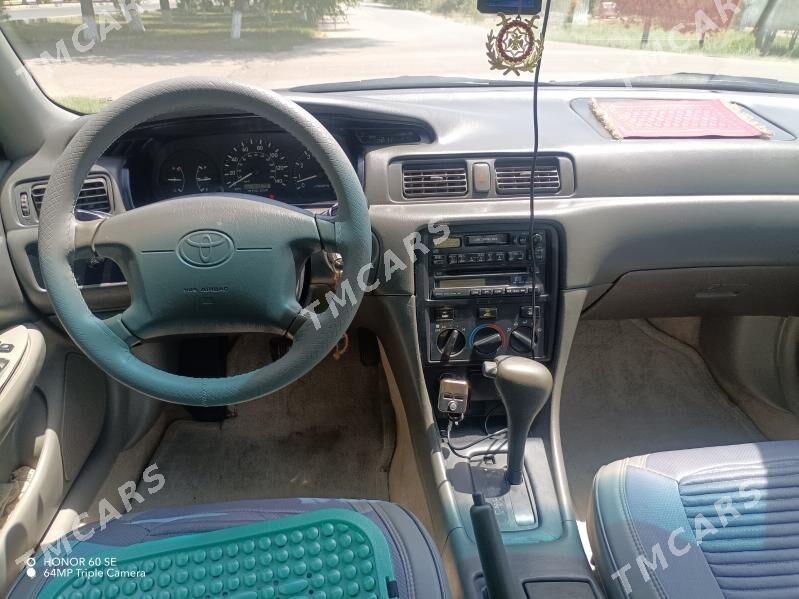 Toyota Camry 2001 - 128 000 TMT - Туркменабат - img 5