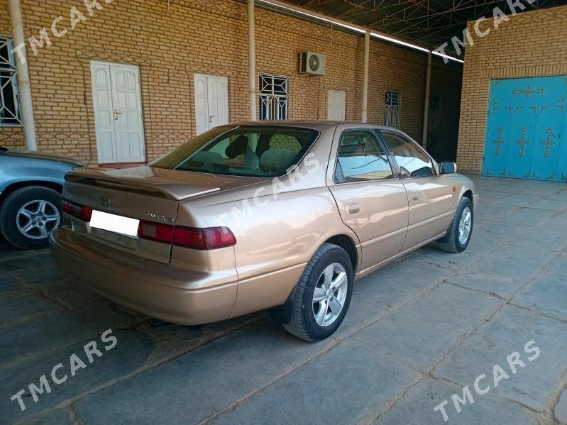 Toyota Camry 1997 - 119 000 TMT - Векильбазар - img 5