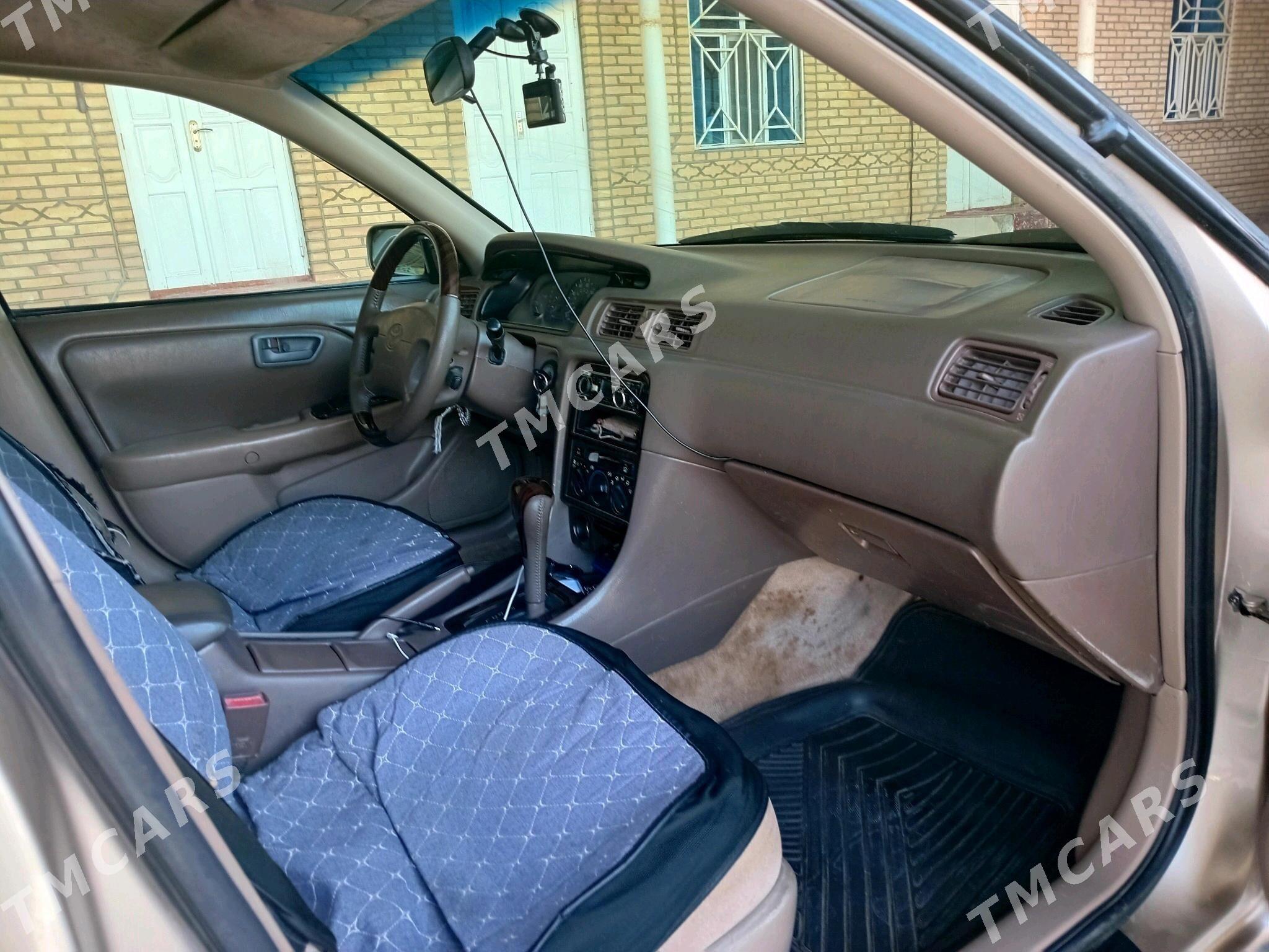 Toyota Camry 1997 - 119 000 TMT - Векильбазар - img 4