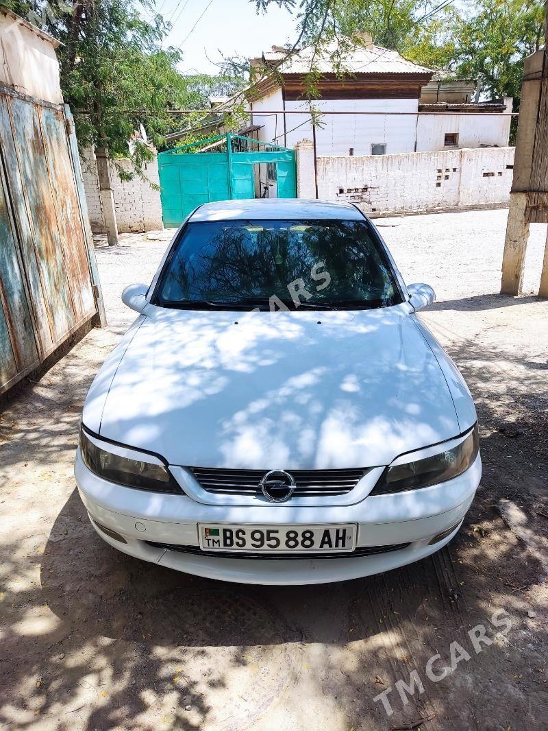 Opel Vectra 1998 - 56 000 TMT - Бахарден - img 4