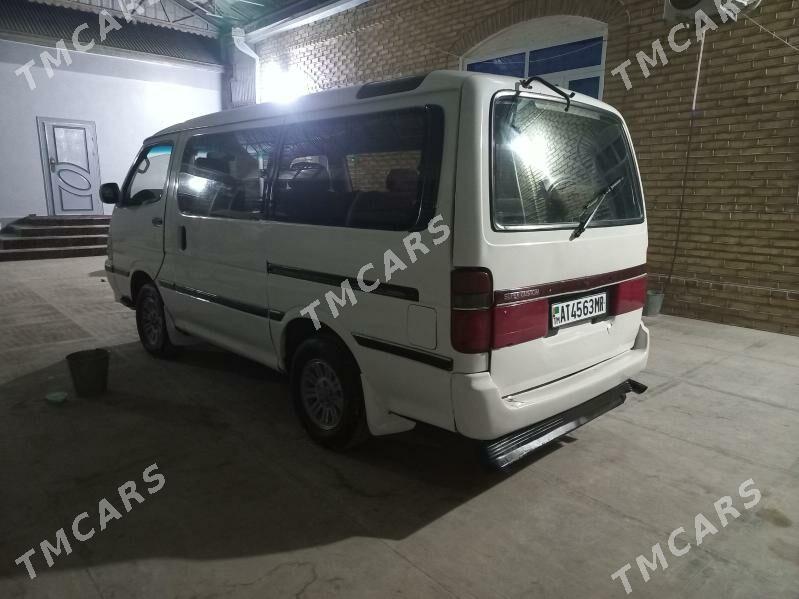 Toyota Hiace 1993 - 65 000 TMT - Мары - img 4