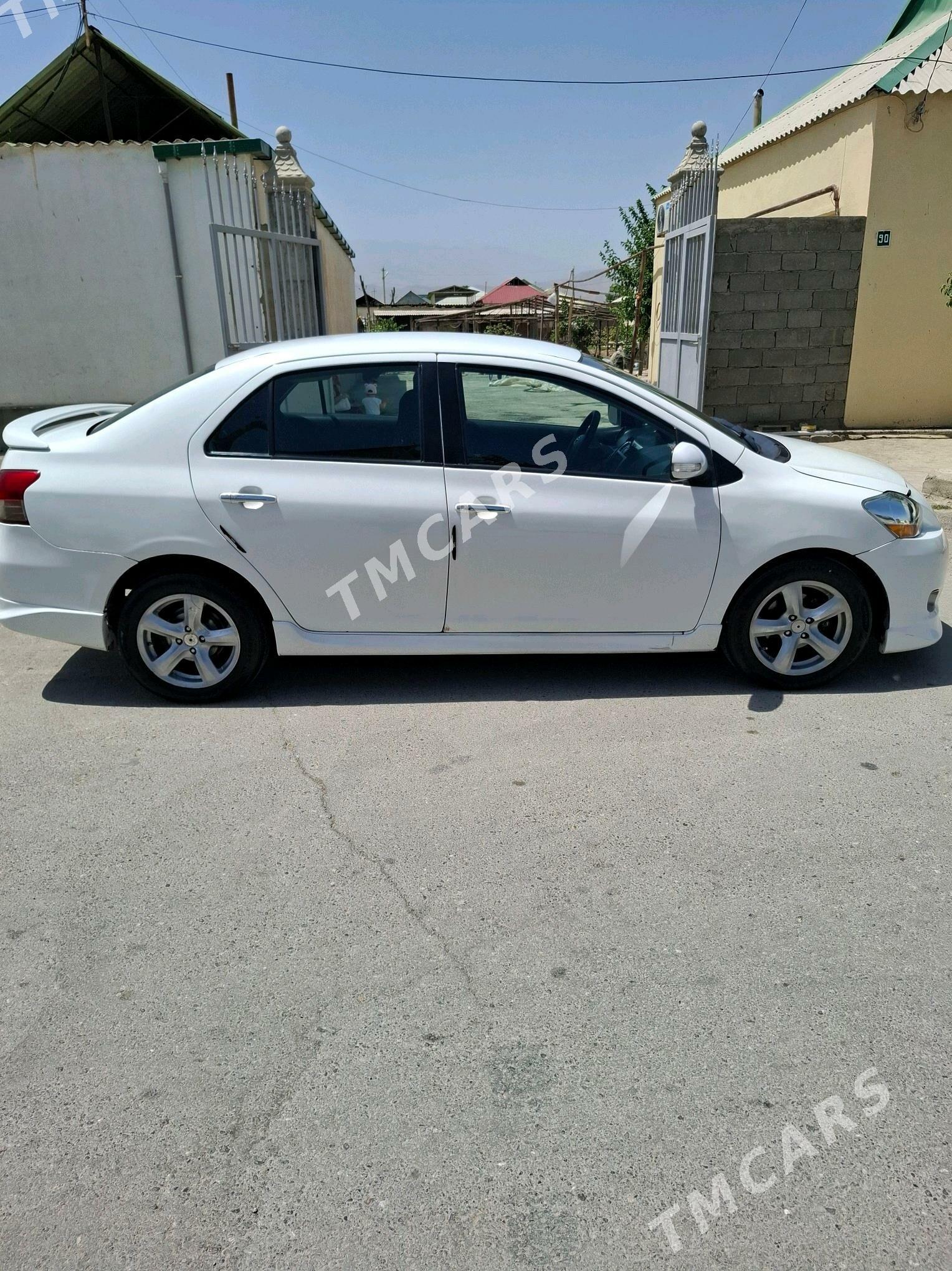 Toyota Yaris 2006 - 110 000 TMT - Büzmeýin - img 3