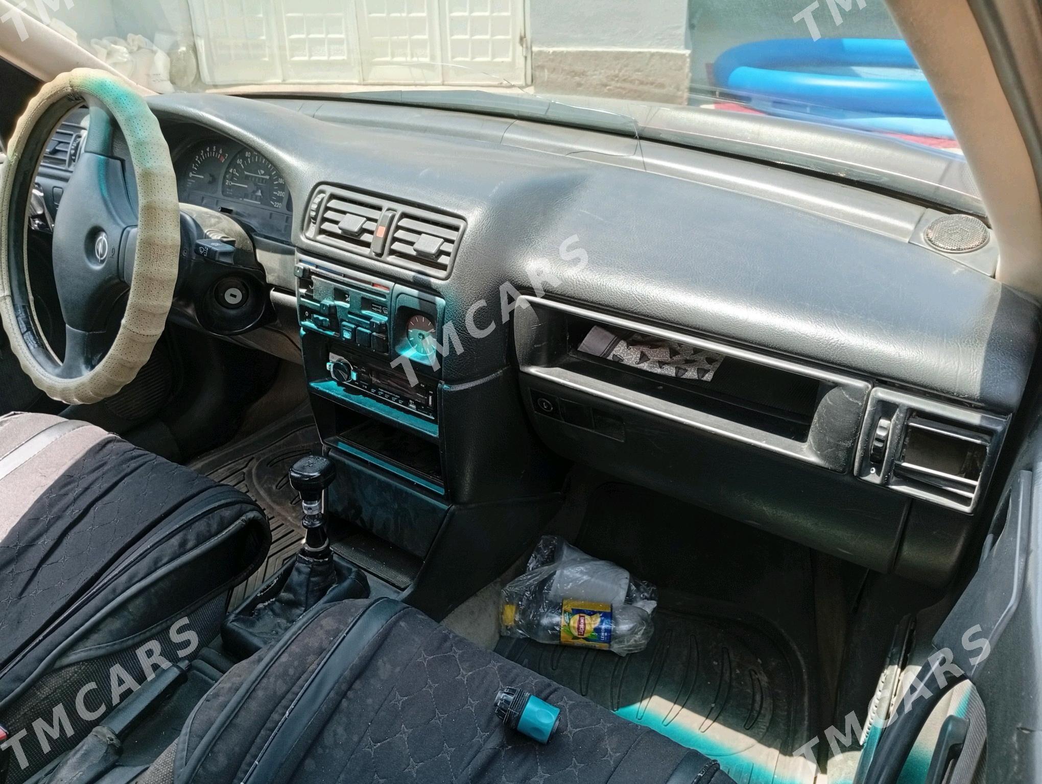 Opel Vectra 1992 - 24 000 TMT - Daşoguz - img 6