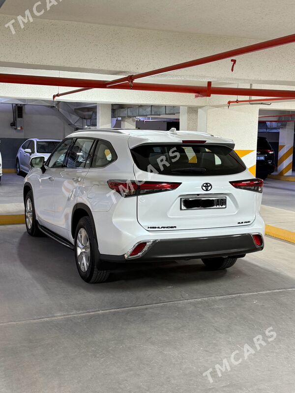 Toyota Highlander 2022 - 570 000 TMT - Aşgabat - img 1