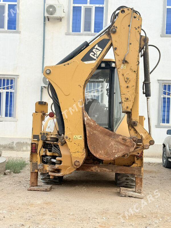 JCB 3CX Compact 2013 - 489 000 TMT - Балканабат - img 2