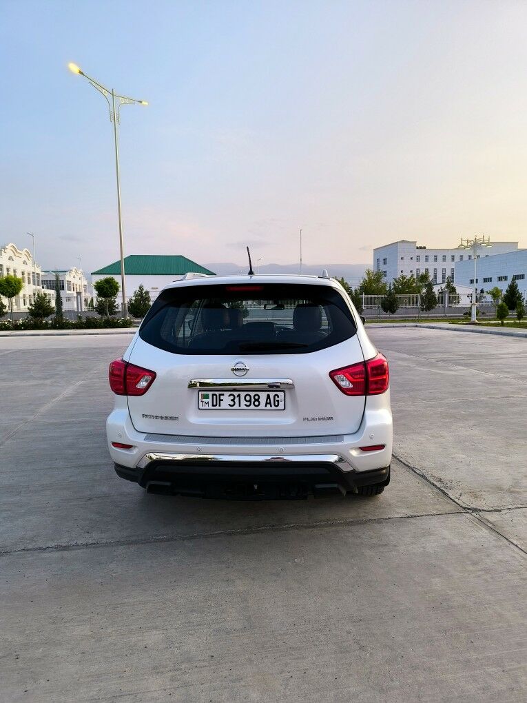 Nissan Pathfinder 2018 - 310 000 TMT - Ашхабад - img 2