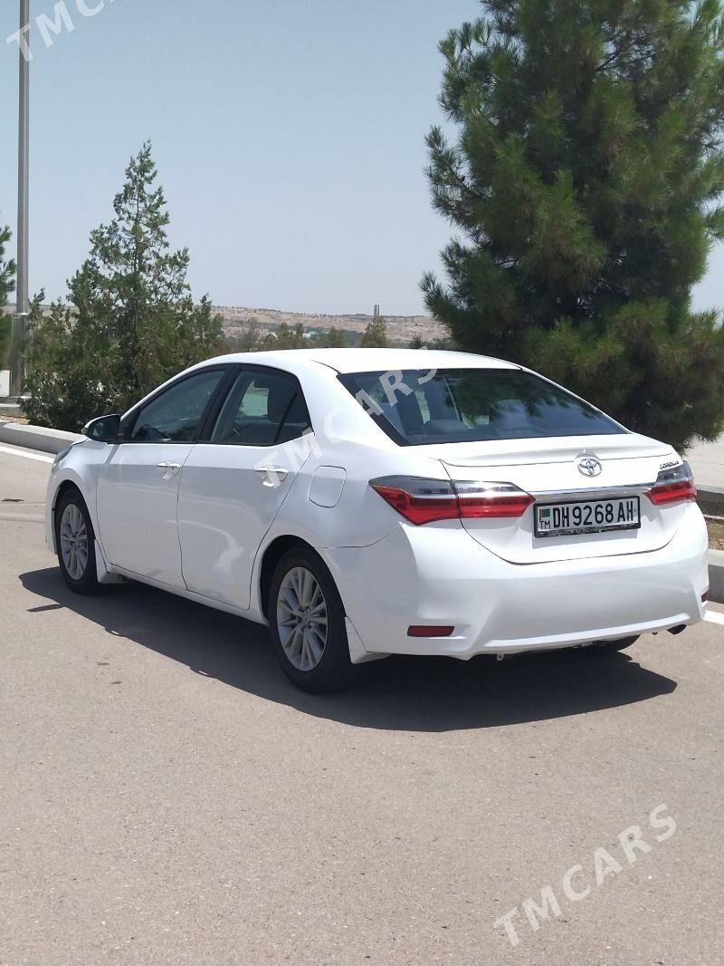 Toyota Corolla 2018 - 217 000 TMT - Ашхабад - img 4