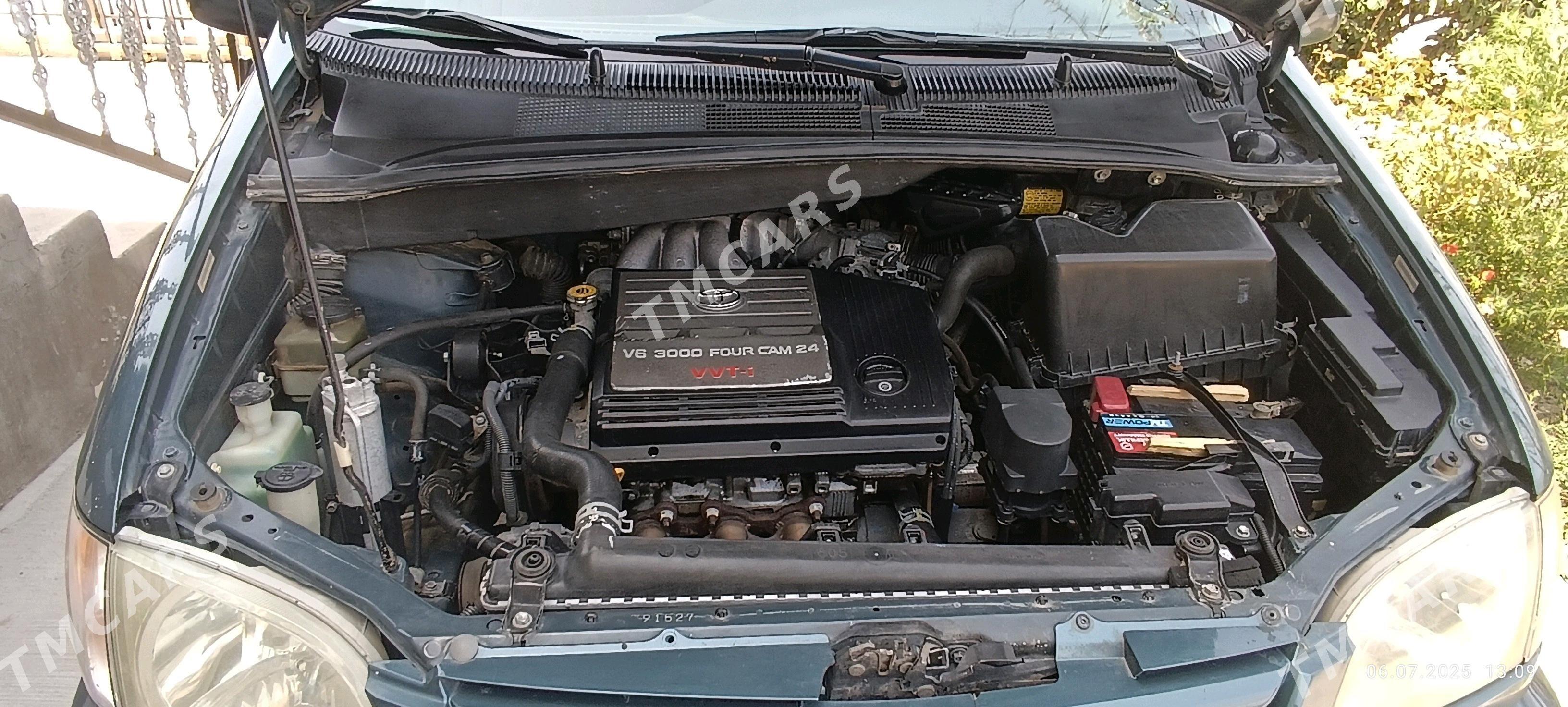 Toyota Sienna 2003 - 158 000 TMT - Дашогуз - img 4