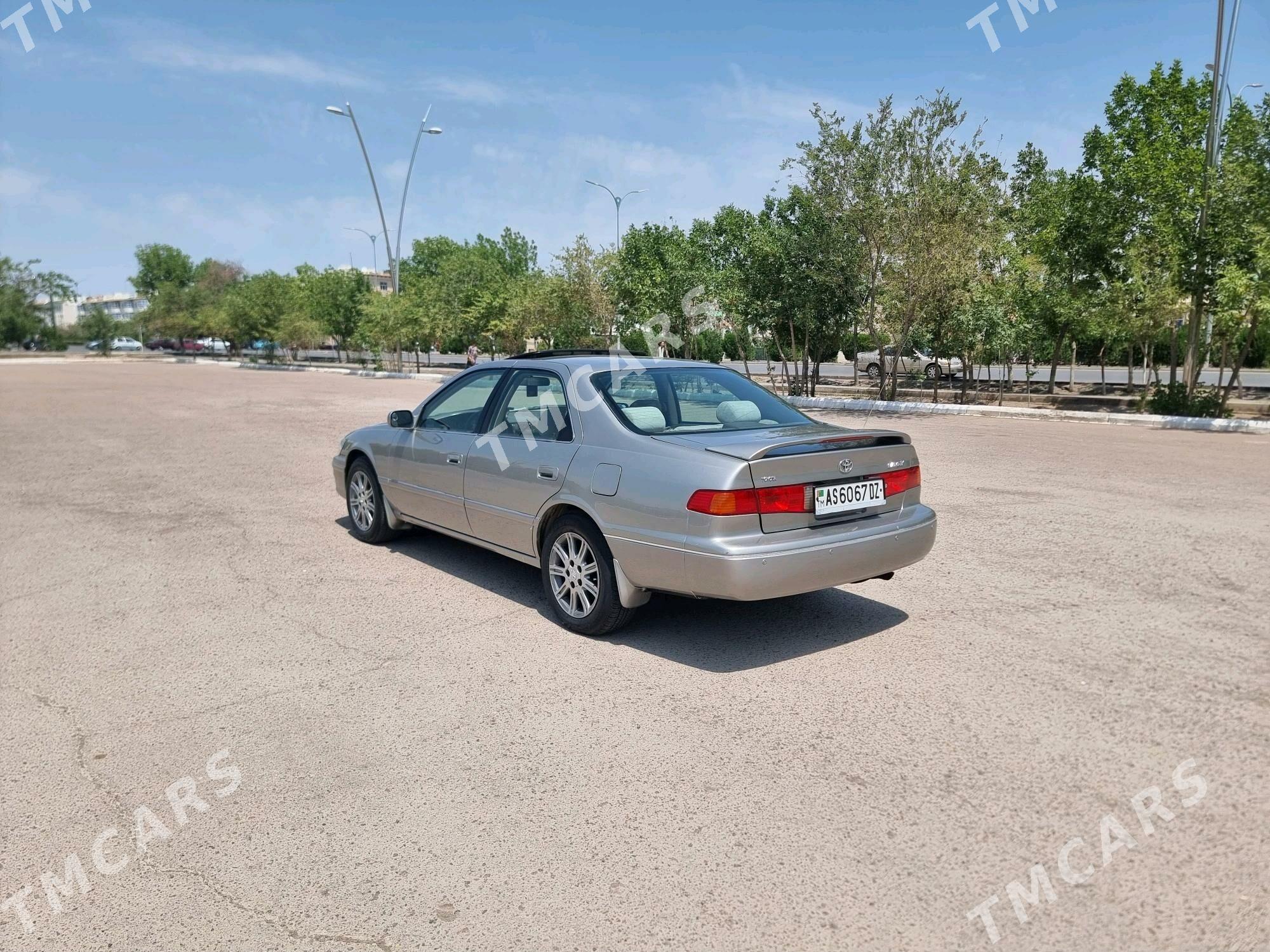 Toyota Camry 1999 - 130 000 TMT - Губадаг - img 7