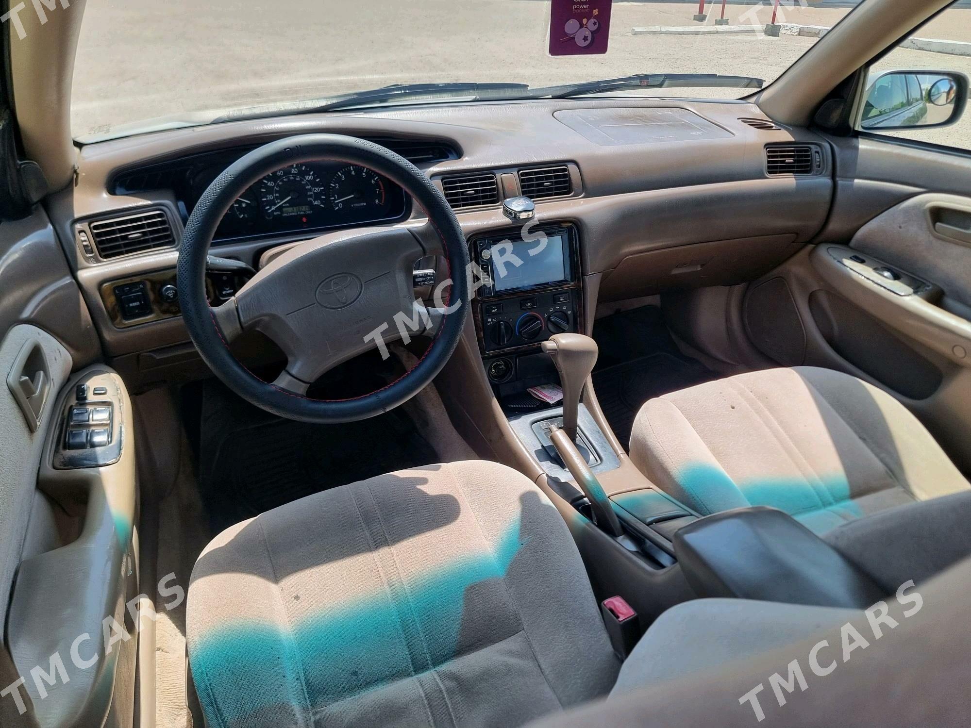 Toyota Camry 1999 - 130 000 TMT - Губадаг - img 3