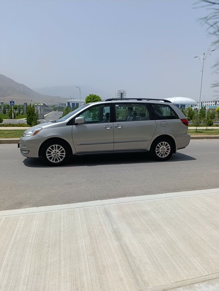 Toyota Sienna 2004 - 260 000 TMT - Бузмеин - img 7