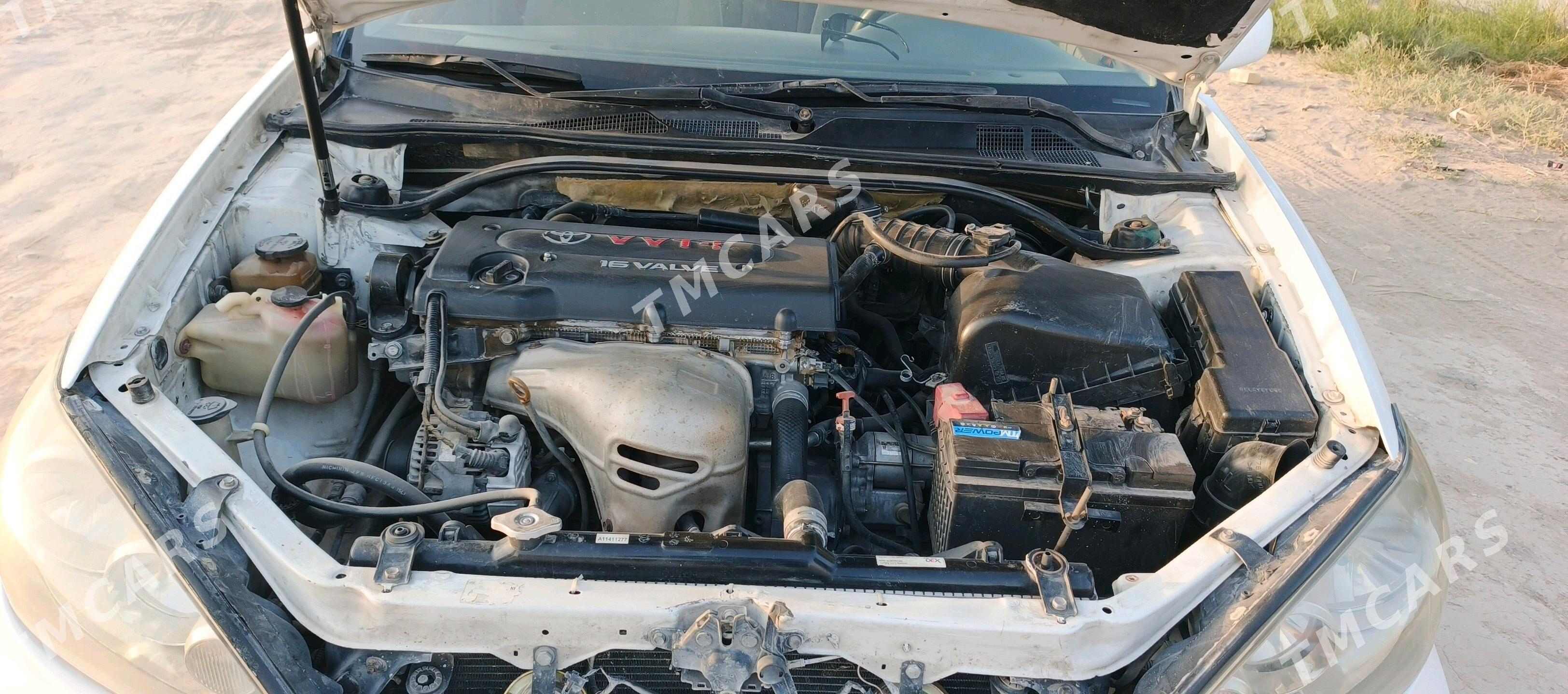 Toyota Camry 2004 - 135 000 TMT - Halaç - img 6