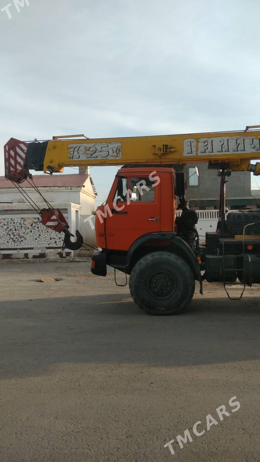 Kamaz 6520 2009 - 600 000 TMT - Туркменабат - img 5