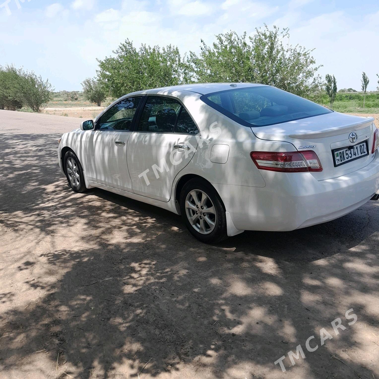 Toyota Camry 2010 - 180 000 TMT - Гороглы (Тагта) - img 6