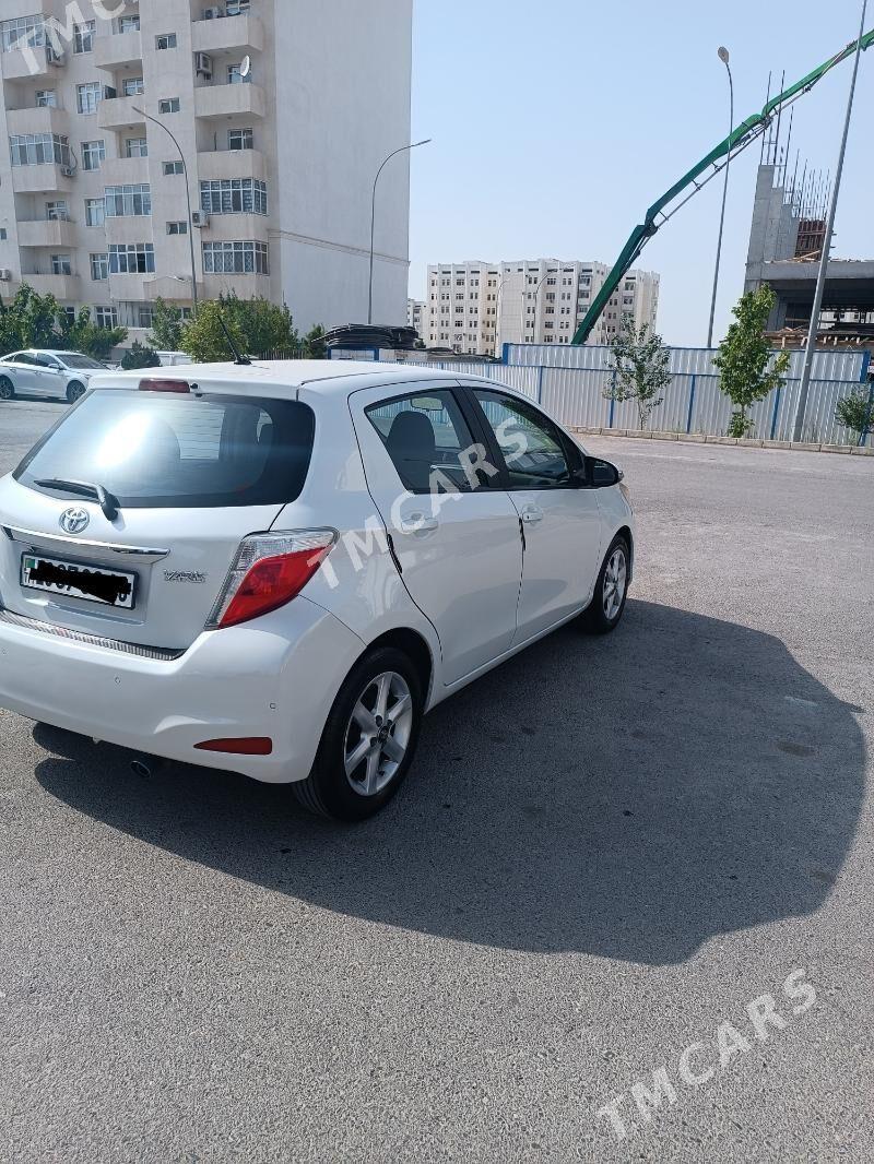 Toyota Yaris 2013 - 139 000 TMT - Ашхабад - img 3